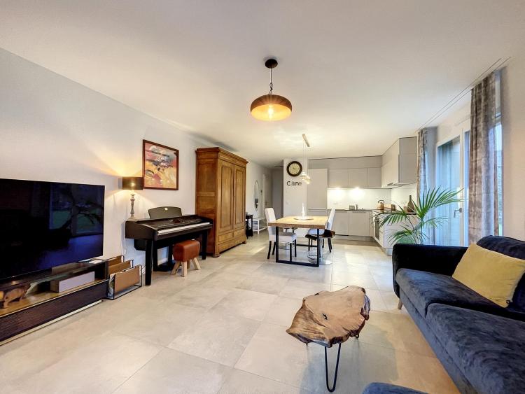 Appartement moderne avec grand jardin