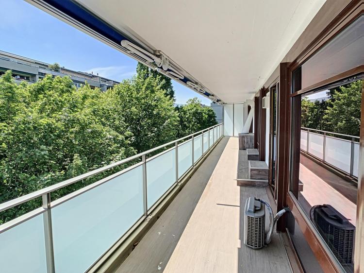 Superbe appartement traversant idéalement situé à Genève