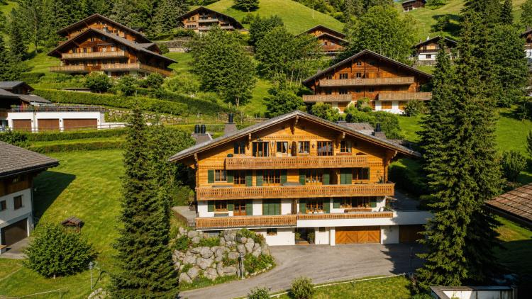 Charmant appartement moderne avec vue montagne
