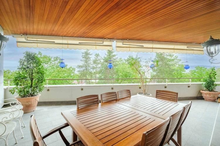 En exclusivité ! Superbe 7 pièces en SI avec terrasses de plus de 120 m²