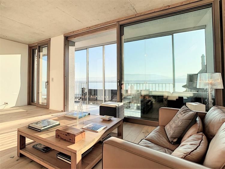 Coup de coeur de 4 pièces sur les bords du lac