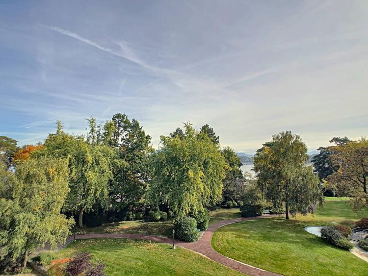 Bel appartement dans une résidence de standing proche du lac