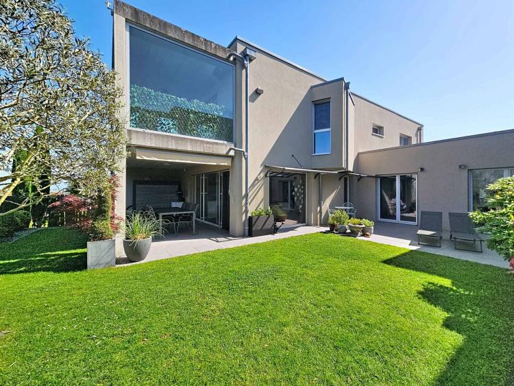 BELLE MAISON FAMILIALE DE 6.5 PIÈCES AVEC POTENTIEL D'ACTIVITÉ INDÉPENDANTE