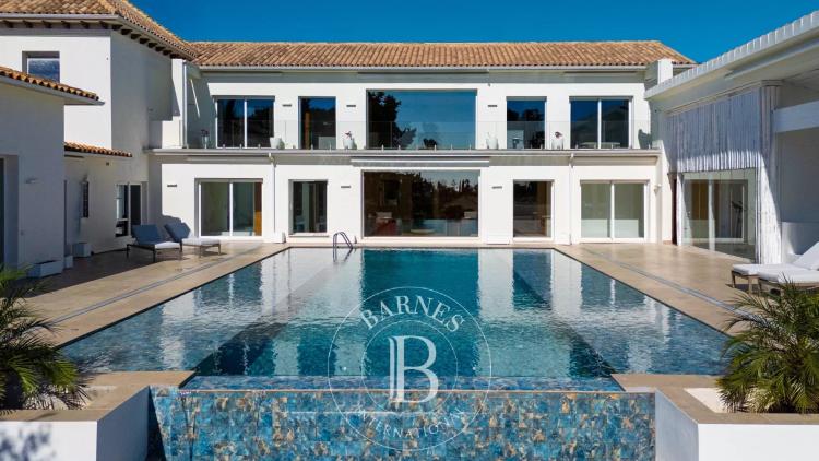 Villa Ultra Prime Orientée Plein Sud avec Vues sur la Mer et les Montagnes