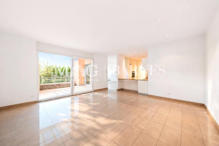 Lugano, Vezia : Spacieuse maison de 7,5 pièces avec jardin - 250 m