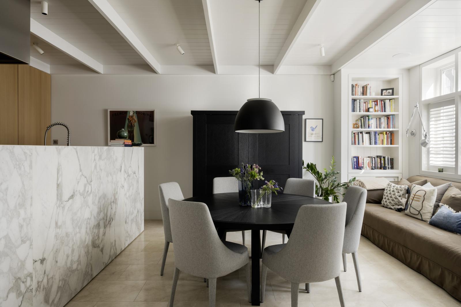 7l7JV_dn-holland-park-mews-house-for-sale-holland-park-mews-17_lo.jpg