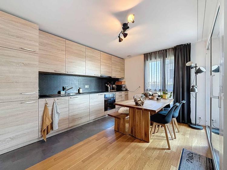 Charmant appartement de 2.5 pièces avec jardin