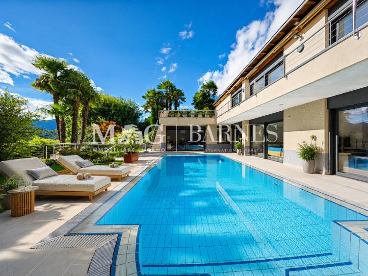 Lugano : Elégante villa avec piscine et jardin