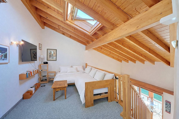 Exclusive – Duplex apartment in the heart of the Saillon Thermal Baths 