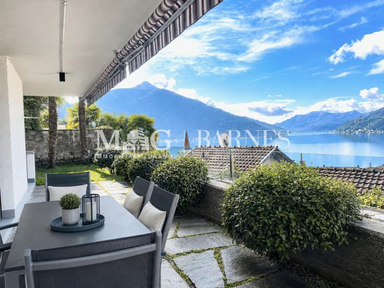 Bissone: Appartement de 4,5 pièces, jardin, garage, vue sur le lac