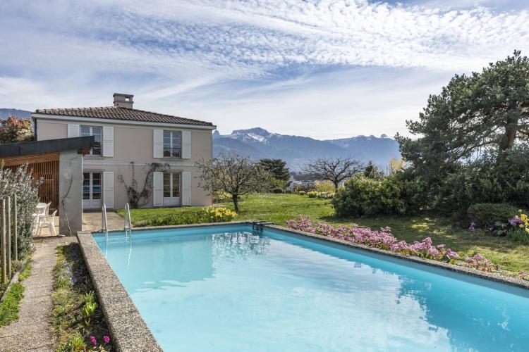 Unique! Superbe propriété avec vue imprenable sur le lac