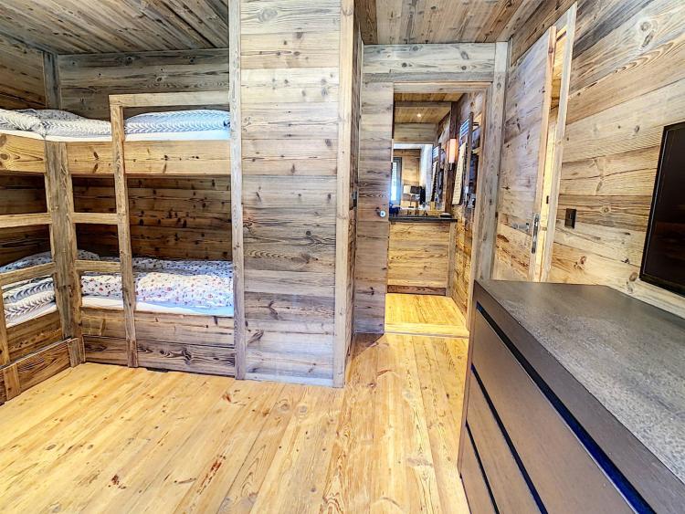 FbHAk_kaban-bien-5111703.jpg