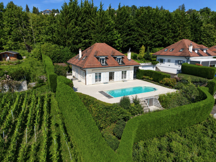 Propriété de 7 pièces dominant le Léman