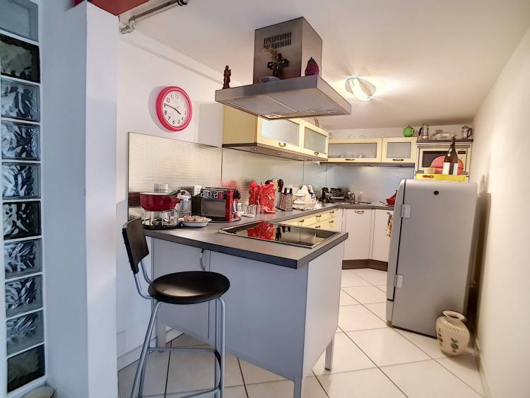 h0VAb_kaban-bien-5107681-6acf36665b819.jpg