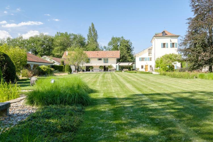 Stunning Character Property