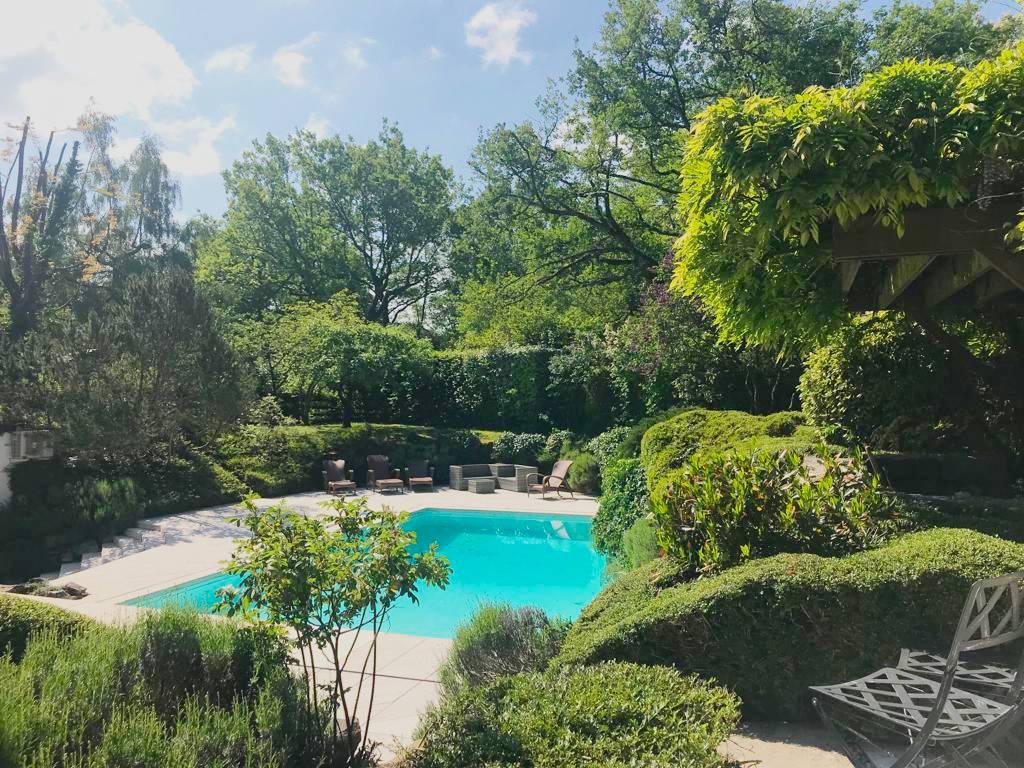 Magnifique villa contemporaine au calme absolu