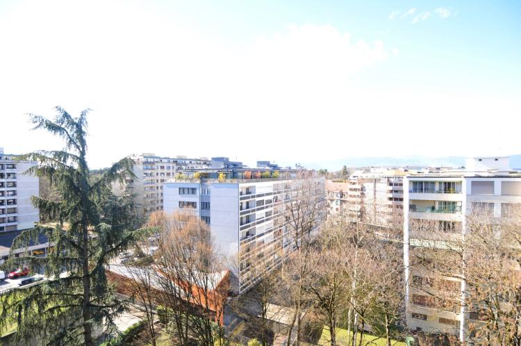 Superbe appartement de 6 pièces dans résidence de standing