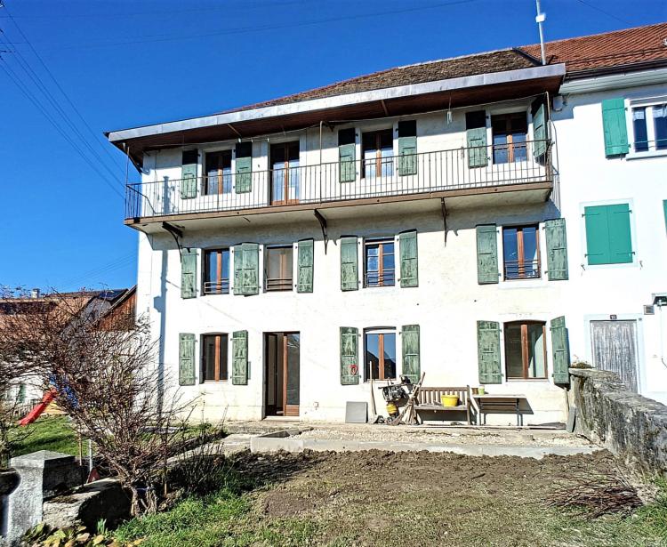 Immeuble locatif de rendement avec potentiel d'agrandissement