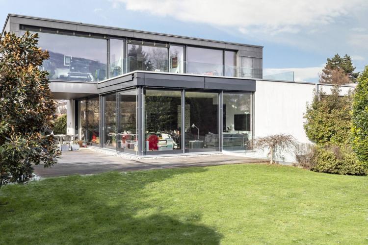 EN EXCLUSIVITE ! Superbe villa contemporaine au calme absolu