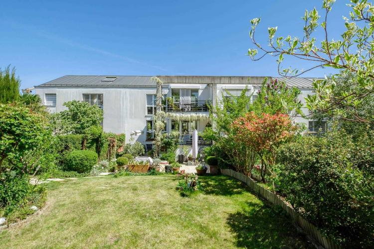 En exclusivité ! Agréable duplex avec terrasses et jardin privatif