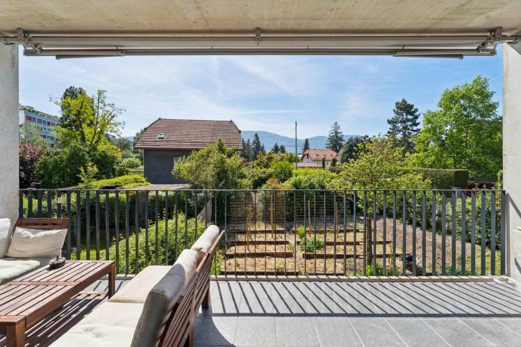En exclusivité ! CASATAX ! Bel appartement d'angle de 4 pièces, au calme absolu