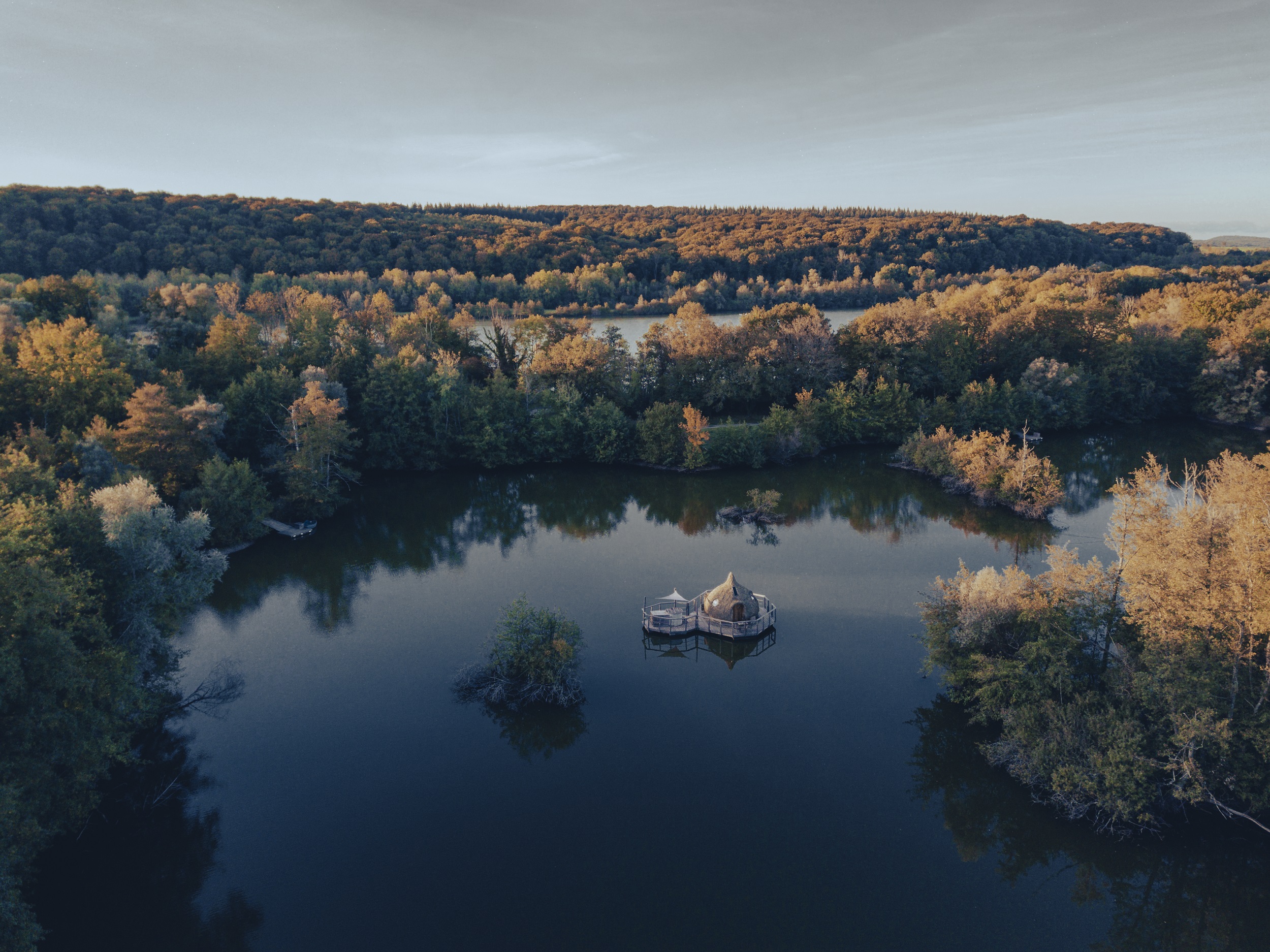 BARNES MAGAZINE : Glamping