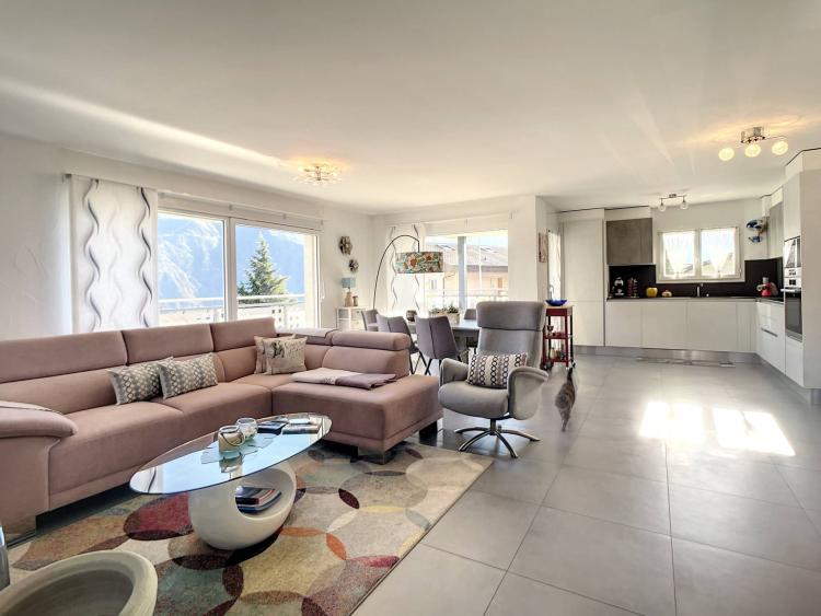 Sublime 3.5 pièces avec grande terrasse