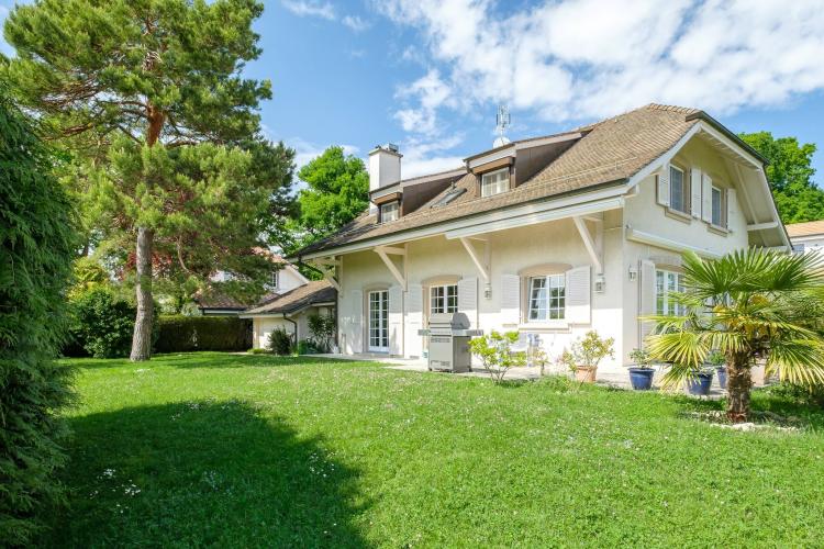 Elégante villa individuelle au calme