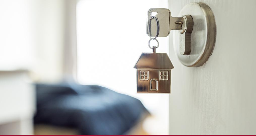 Vendre un bien immobilier loué : que dit le droit suisse ?