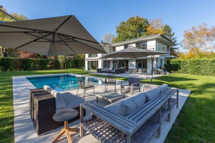 Magnifique villa contemporaine au calme absolu