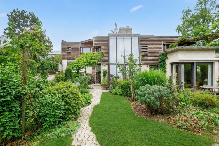 CO-EXCLUSIVITE - Villa d’architecte atypique au cœur de la campagne genevoise