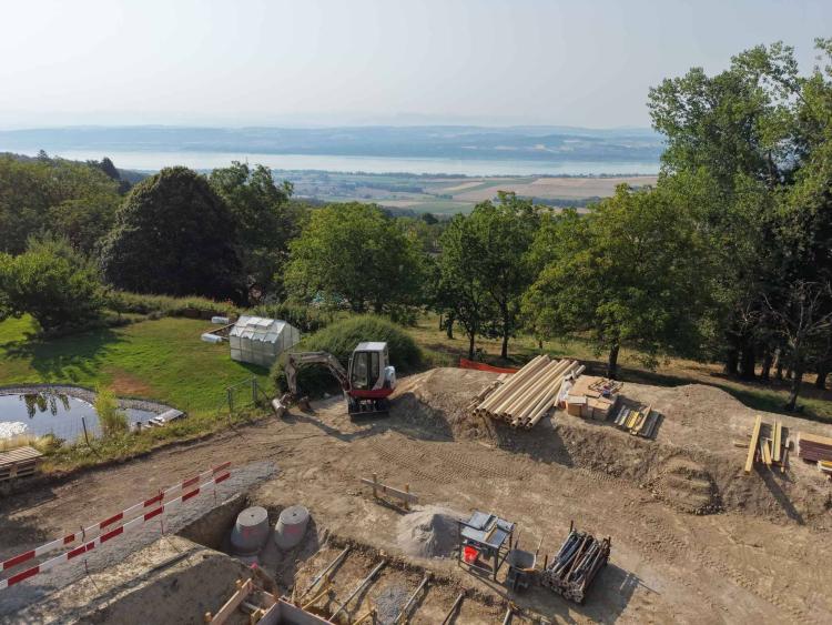 Chantier en cours : Un cadre de vie privilégié entre lac et montagnes !
