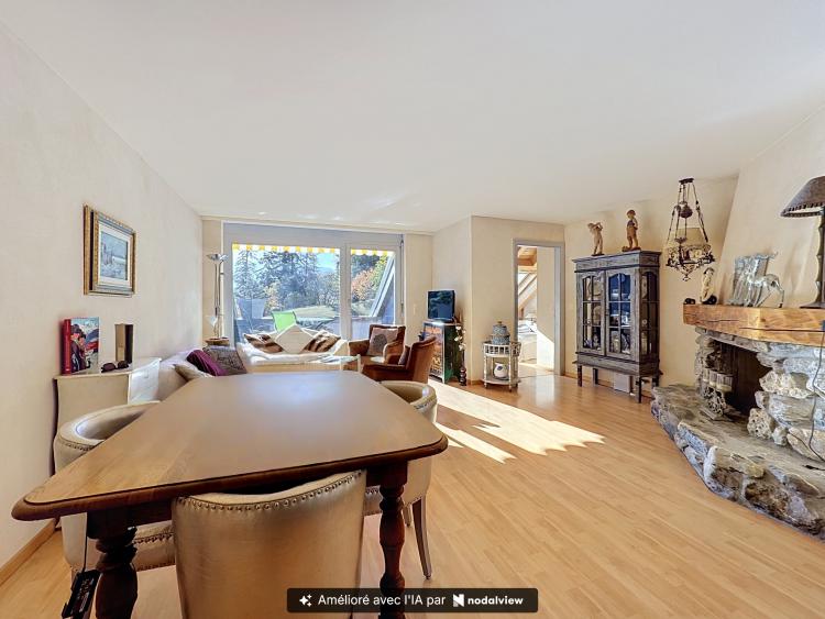 Très bel appartement de 4.5 pièces en plein centre avec magnifique rooftop