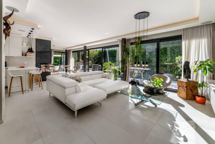 Superbe villa contemporaine très haut de gamme, Minergie. En exclusivité !