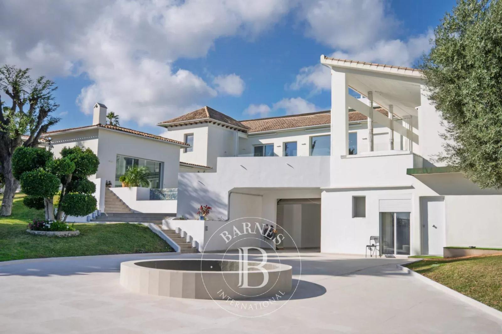TmvOG_marbella_guadalmina_alta_20_pieces_02.jpg