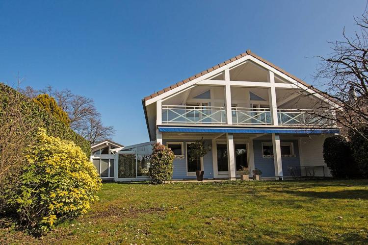 Exclusivité - Belle villa de style Key West à Corsier-Port