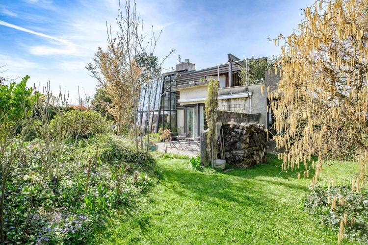 CO-EXCLUSIVITE - Villa d’architecte atypique au cœur de la campagne genevoise