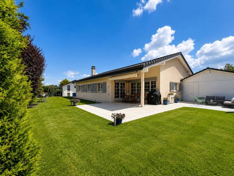 Villa individuelle de 6,5 pièces, idéale pour une famille