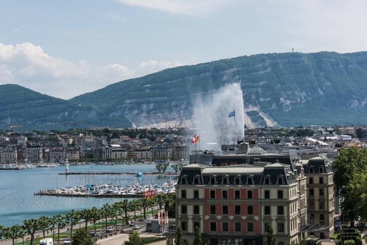 Magnifique 2.5 pièces entièrement rénové dans une résidence de standing